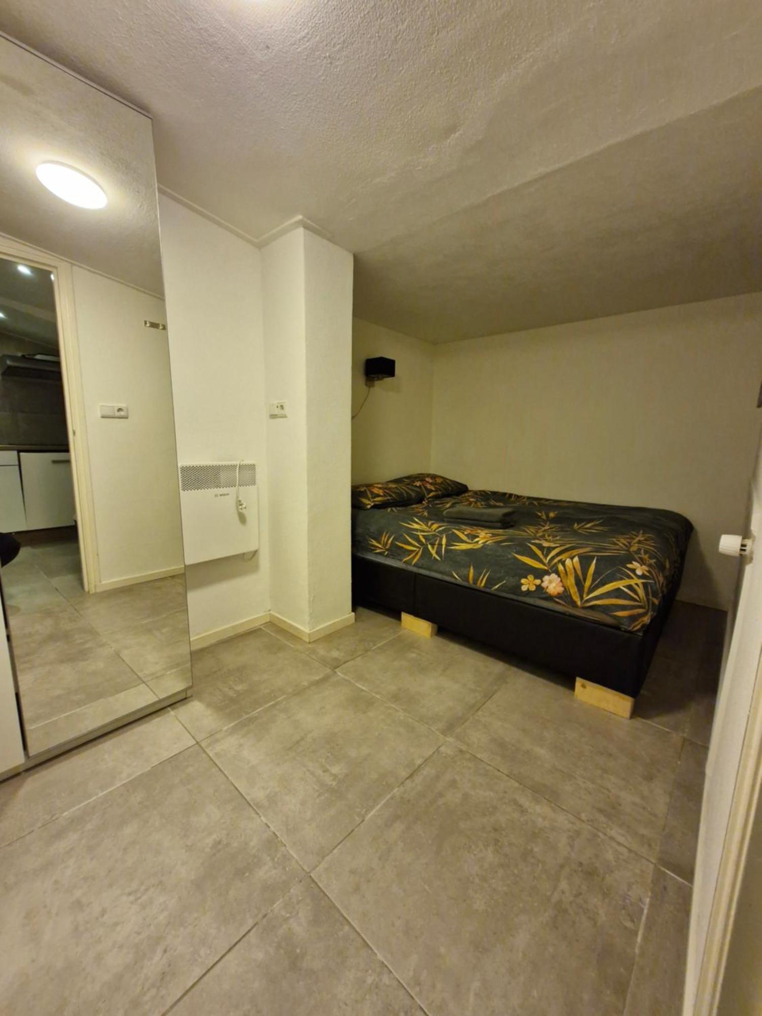 Apartamento Dorpsdijk 53A Vrouwenpolder Exterior foto