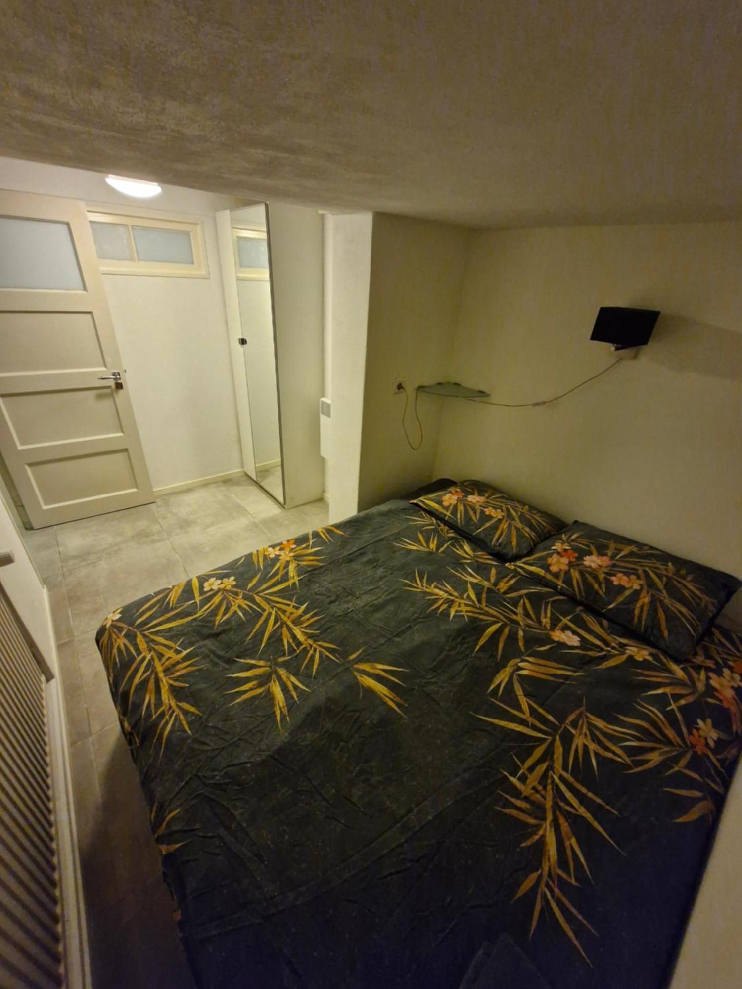 Apartamento Dorpsdijk 53A Vrouwenpolder Exterior foto